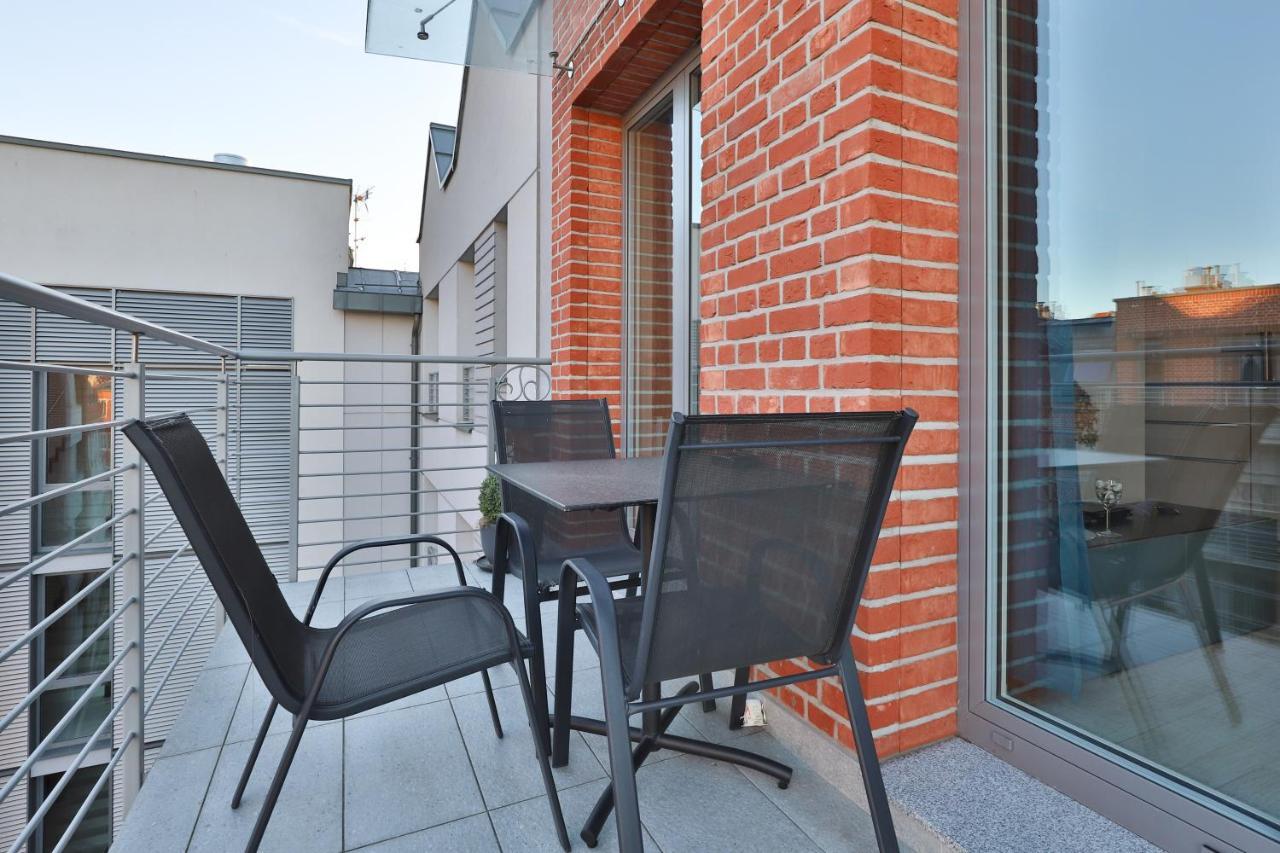 Platinum Tartaczna By Renters Apartment